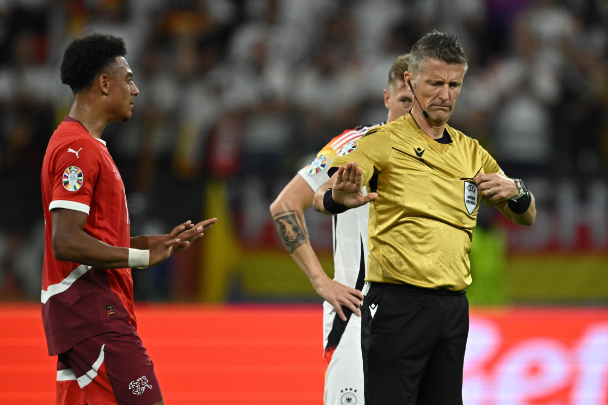 开云体育直播-瑞士队面临新挑战，备受期待