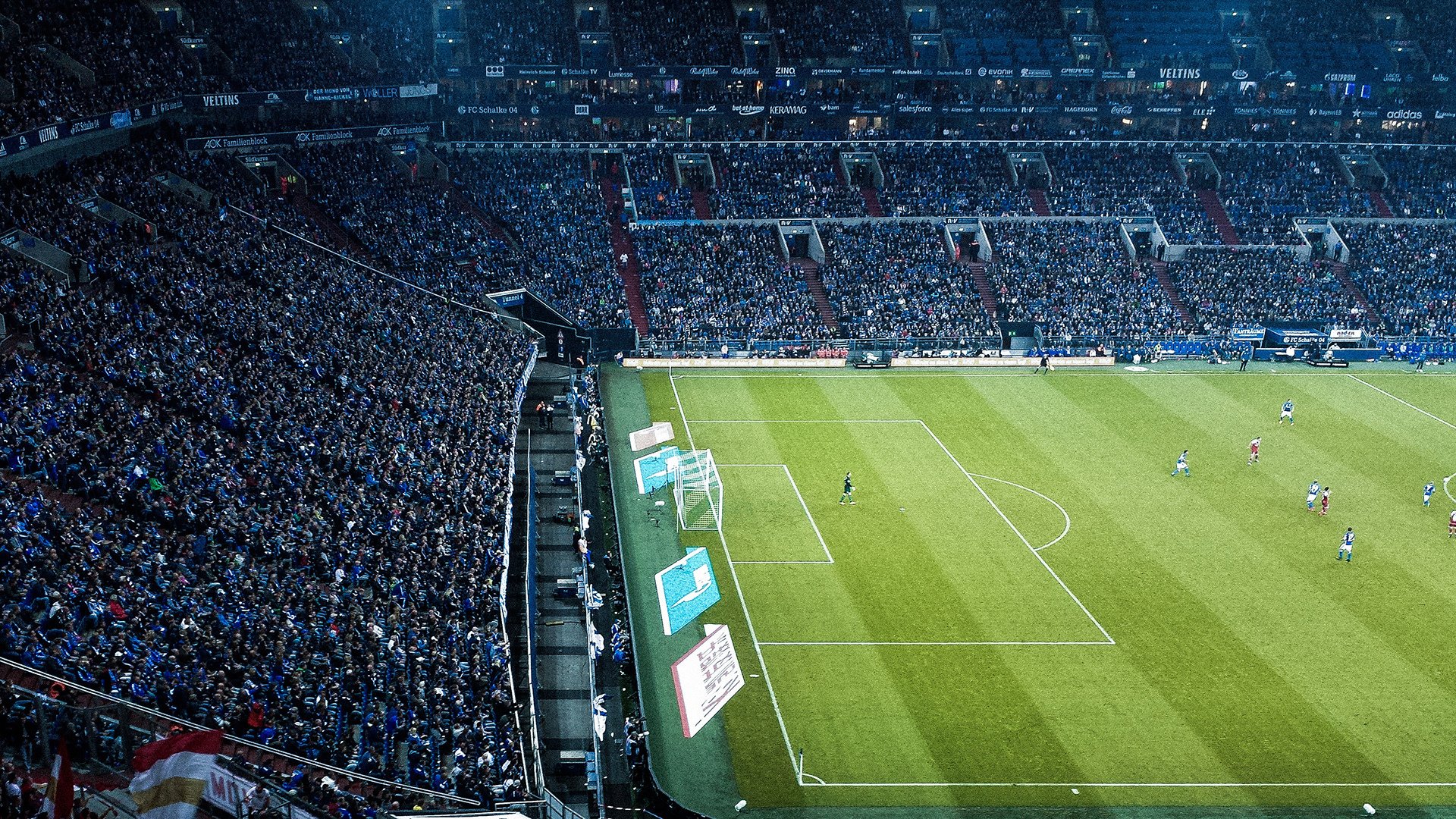 跨界传奇,从药厂铁闸到总决赛王者—蒂亚戈的双重征服